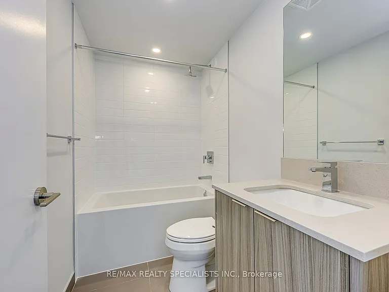 430 Square One Dr #2908 — Photo 30