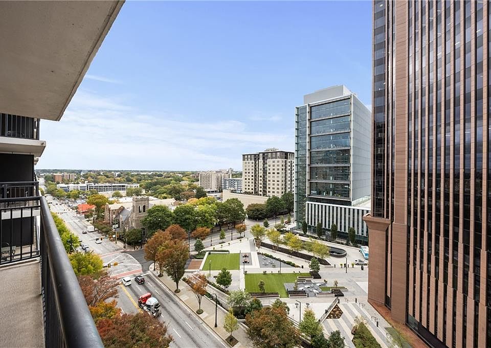 1st image of 620 Peachtree St NE APT 1412