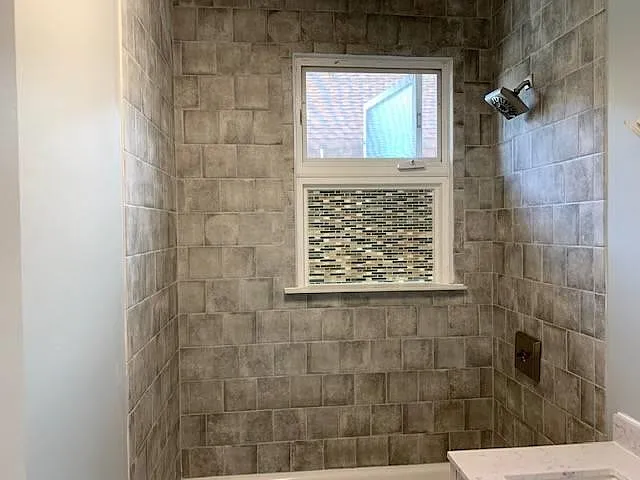 19 4th St #1R — Photo 8