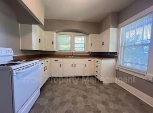 3502 W St #2, Lincoln, NE 68503