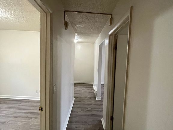 4th image of 317 Nix Dr Unit 7