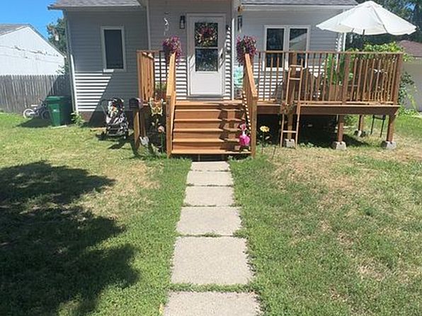 416 9th St N
