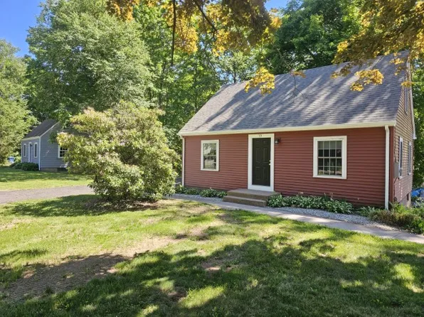 194 Bidwell St, Manchester, CT 06040