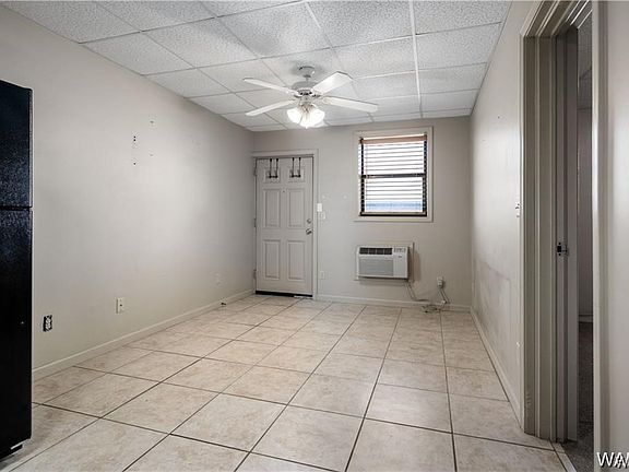 5th image of 1212 12th St #25
