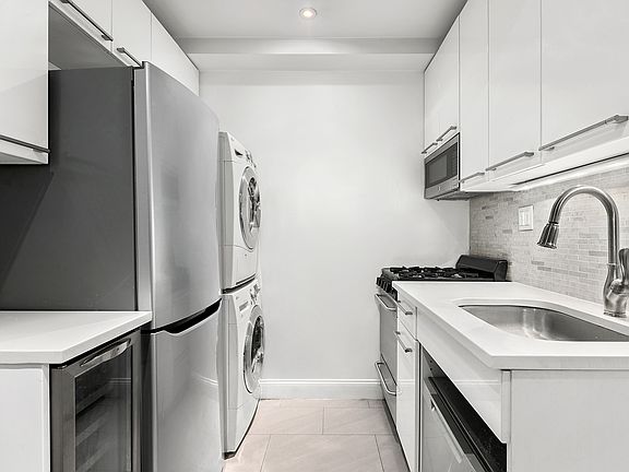 5th image of 41 W 24th St APT 7F