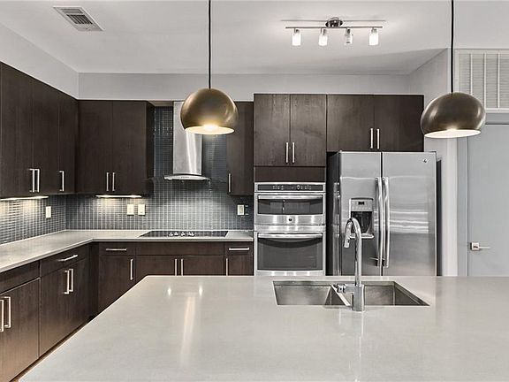 2nd image of 3600 S Lamar Blvd #116