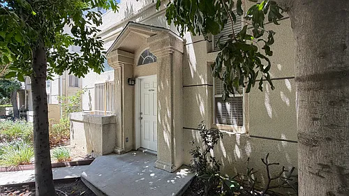 15754 Devonshire St Photo 1