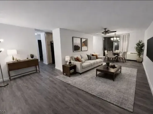 704-712 N Broad St #2C, Elizabeth, NJ 07208