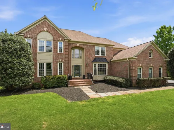 1405 Woodhurst Blvd, Mc Lean, VA 22102