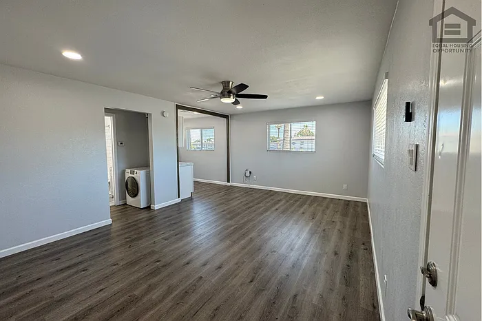 4933 E Willetta St #1 — Photo 11