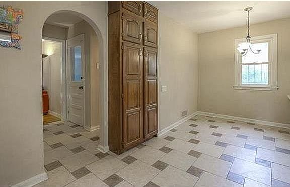 4th image of 7428 Campbell St