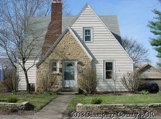 924 W William St, Champaign, IL 61821