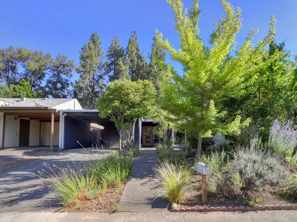 720 Barcelona Ave, Davis, CA 95616