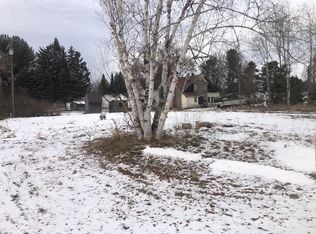 127 Jackson St, Pellston, MI 49769