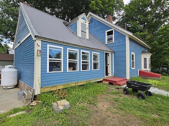 5th image of 230 Lake Road