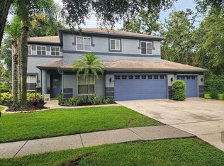 5814 Bent Grass Dr, Valrico, FL 33596