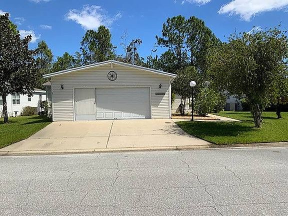 2nd image of 271 Woodside Lake Dr