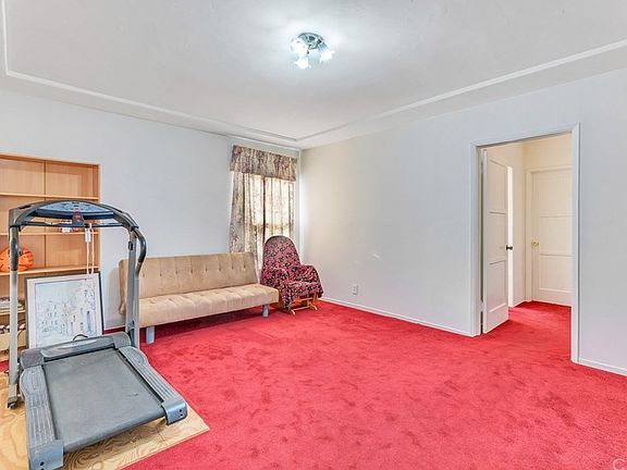 5th image of 2259 Lillyvale Ave