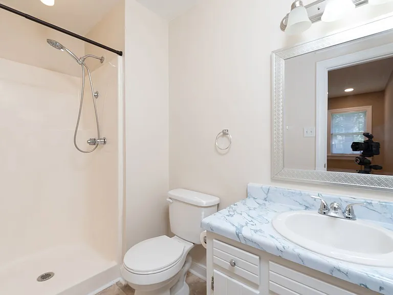 4329 Deertrail Dr N — Photo 26