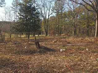 17 Black Rd, White, GA 30184