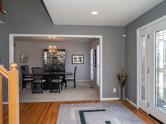 4th image of 7678 Cove View Dr