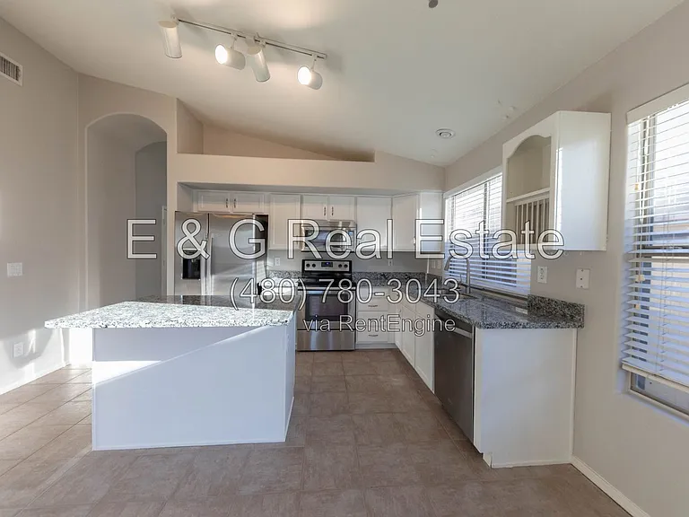 1777 E Tyson St — Photo 4