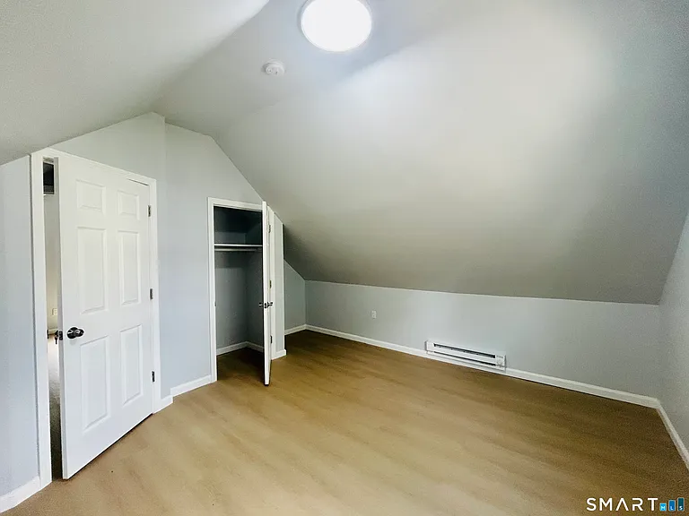 207 E Main St — Photo 16