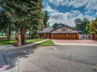 1000 Tam O Shanter Dr, Bakersfield, CA 93309