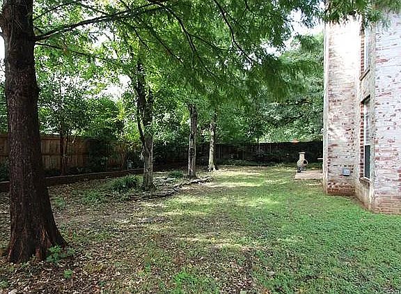 5th image of 5432 E 109th St