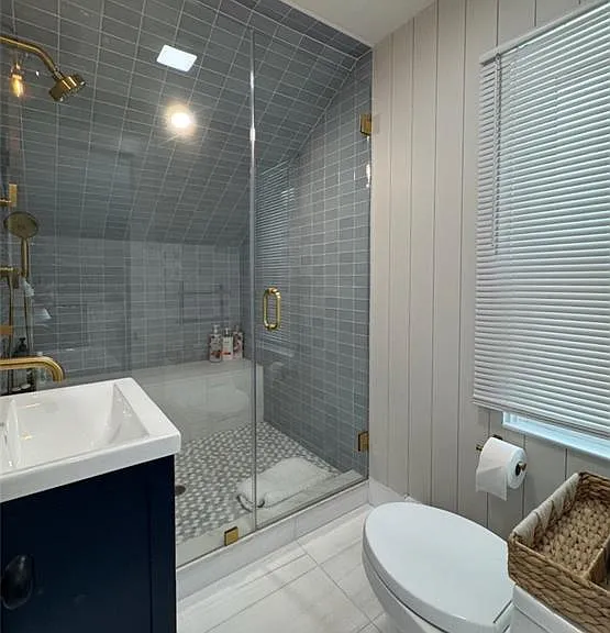 8 Barney St #3 — Photo 5