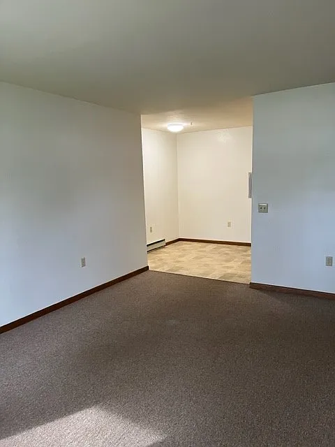 1 bed, 500 sqft, $555 — Photo 2