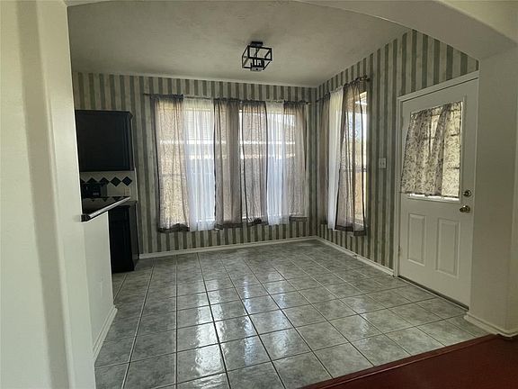 5th image of 12522 Mesquite Hollow Ln