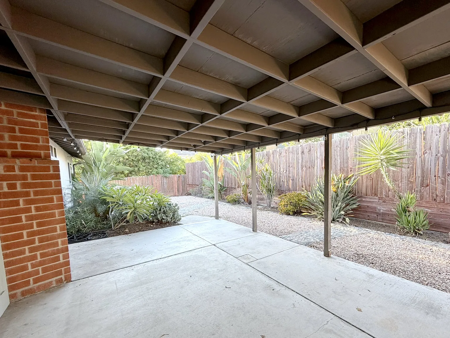 3 bed, 1452 sqft, $3,800 — Photo 3