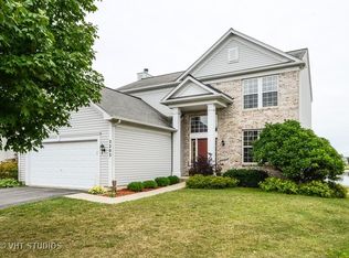 2203 Baxter Ct, Elgin, IL 60123