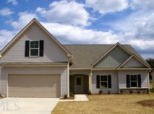 389 Pinnacle Dr, Winder, GA 30680