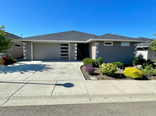 304 E Stanford Ave, Ellensburg, WA 98926
