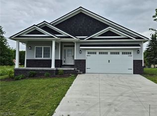 15066 Monroe Mills Rd, Mount Vernon, OH 43050