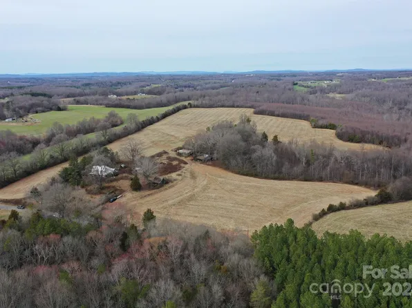582 Tatum Rd, Olin, NC 28660