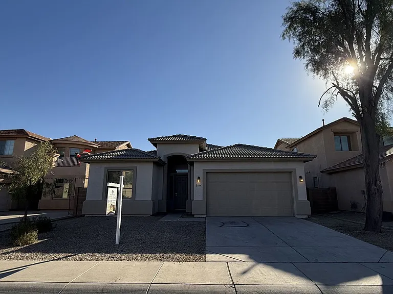 43849 W Kramer Ln — Photo 1