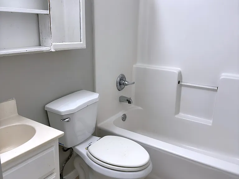 1100 Danita Cv — Photo 12