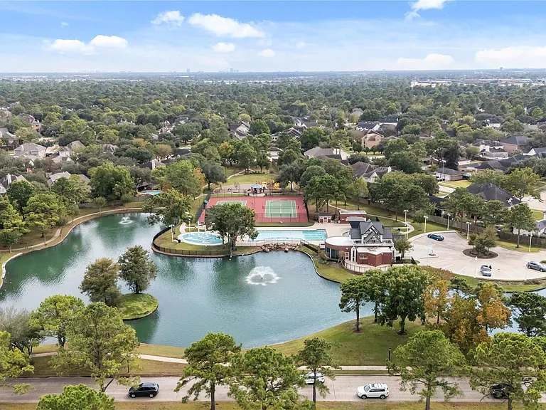 17207 Mossbriar Ln — Photo 28