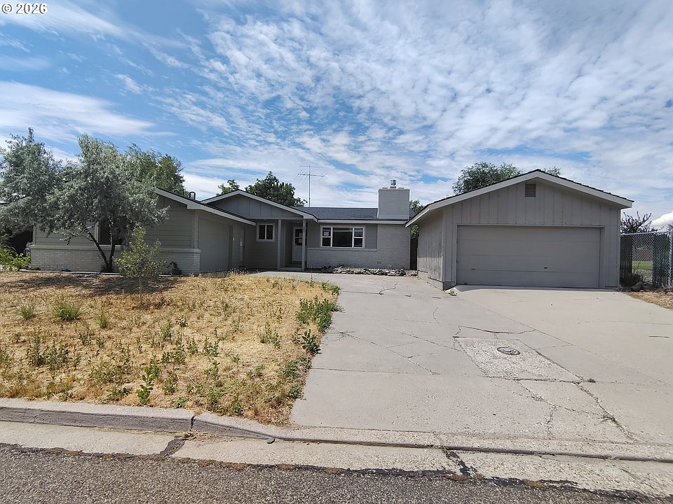 1st image of 297 NW 17th St