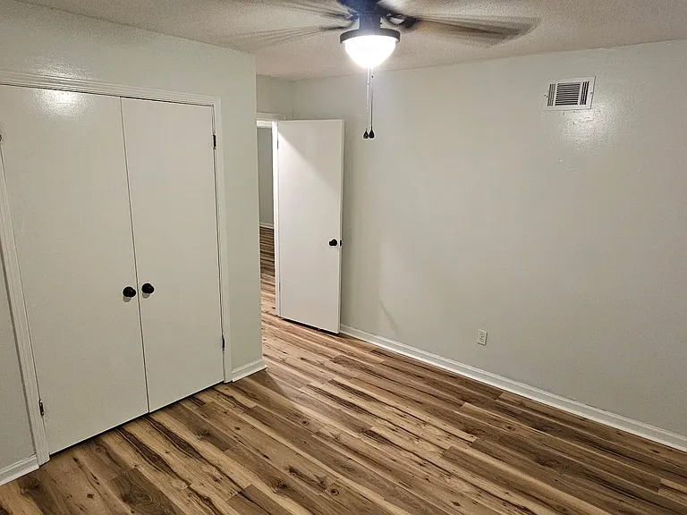 1773 Tissington Dr — Photo 11