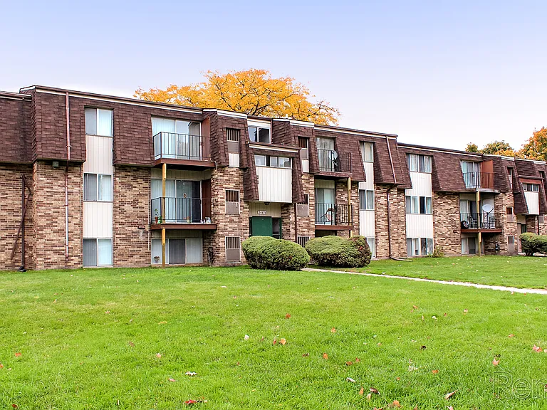 The Glens Apartments — Photo 30