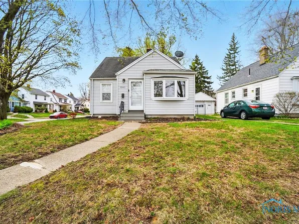 1563 Crestwood Rd, Toledo, OH 43612
