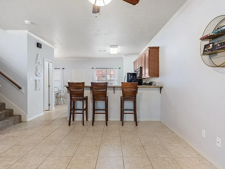 400 Forest Dr — Photo 6