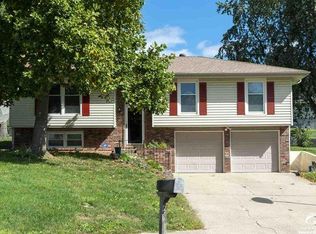 2401 Francis Ave, Leavenworth, KS 66048