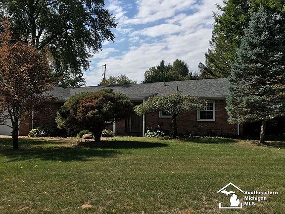 5th image of 8591 Cottonwood Dr