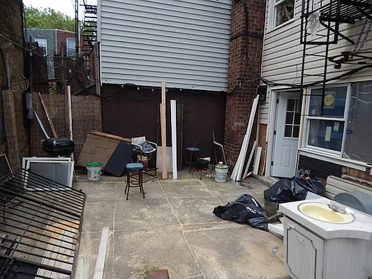 Rented by Capri Jet Realty Corp | media 26