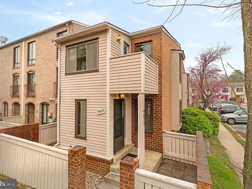1st image of 9673 Brassie Way